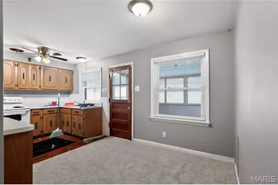 14 Forest Home Court, Saint Louis, MO 63137 - Photo 9