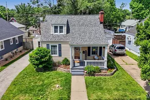 1721 W Adams St, Saint Charles, MO 63301 - Photo 1