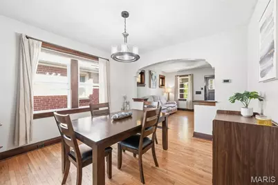 5454 Gresham Avenue, Saint Louis, MO 63109 - Photo 9