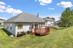1968 Timberwood Crossing Dr, Florissant, MO 63031 - Photo 31
