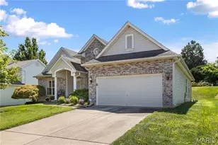 1968 Timberwood Crossing Dr, Florissant, MO 63031 - Photo 3