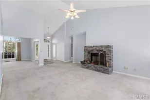 1968 Timberwood Crossing Dr, Florissant, MO 63031 - Photo 9