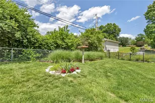 11775 Clarksdale Dr, Maryland Heights, MO 63043 - Photo 31