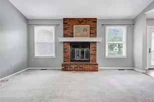 11775 Clarksdale Dr, Maryland Heights, MO 63043 - Photo 13