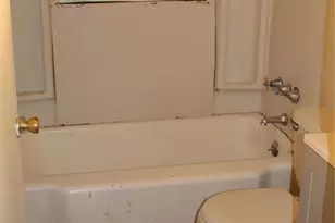 8859 Granada Pl, Saint Louis, MO 63136 - Photo 15