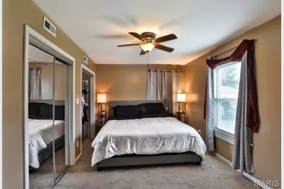 4420 Sexauer Avenue, Saint Louis, MO 63115 - Photo 13