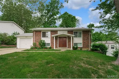 1357 Glenstone Drive, Maryland Heights, MO 63043 - Photo 1