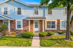 1324 Summergate Pkwy, Saint Charles, MO 63303 - Photo 1