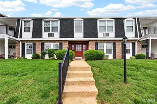 808 Dumont Pl, Saint Louis, MO 63125 - Photo 1