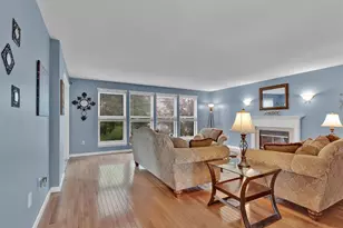 6915 Fieldstone Farms Dr, O'Fallon, MO 63368 - Photo 9