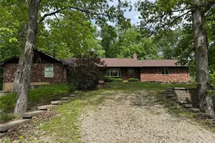 635 E Villa Ridge Rd, Villa Ridge, MO 63089 - Photo 1