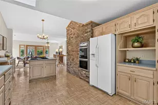 2549 Schnell Dr, Saint Louis, MO 63129 - Photo 13