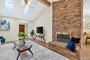 2549 Schnell Dr, Saint Louis, MO 63129 - Photo 7