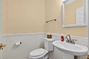 2549 Schnell Dr, Saint Louis, MO 63129 - Photo 43