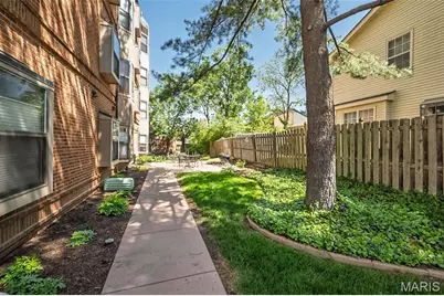 415 W Jefferson Avenue #301, Kirkwood, MO 63122 - Photo 25
