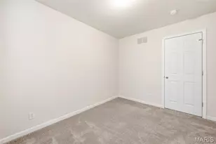 1904 N 5th St, Saint Charles, MO 63301 - Photo 29