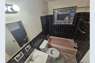 2443 Caverhill Drive, Saint Louis, MO 63136 - Photo 5