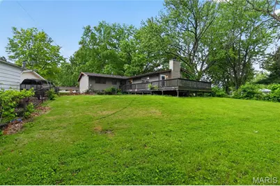 1065 Briarbrae Drive, Saint Louis, MO 63138 - Photo 3