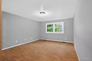 1065 Briarbrae Dr, Saint Louis, MO 63138 - Photo 15
