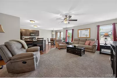 2101 Maple Glen Court, Saint Peters, MO 63376 - Photo 3