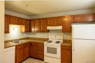 317 Mount Everest, Fenton, MO 63026 - Photo 3