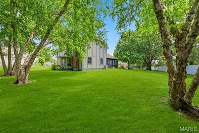 15693 Dresden Lake Court, Chesterfield, MO 63017 - Photo 51