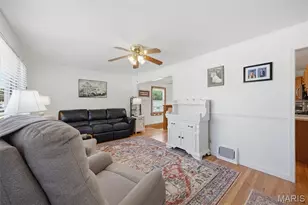 3218 St Joachim Ln, Saint Ann, MO 63074 - Photo 7
