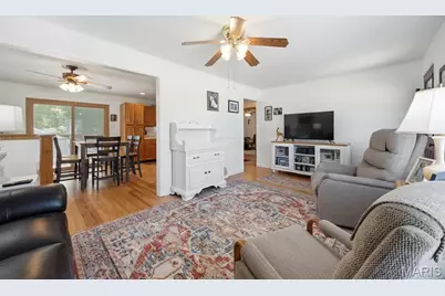 3218 Saint Joachim Lane, Saint Ann, MO 63074 - Photo 9