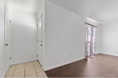 1129 Rue La Ville #1129, Creve Coeur, MO 63141 - Photo 5