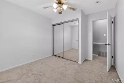 16 Midland Avenue, Maryland Heights, MO 63043 - Photo 33