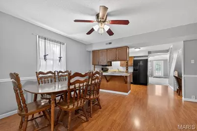 16 Midland Avenue, Maryland Heights, MO 63043 - Photo 19