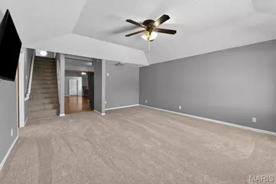 16 Midland Avenue, Maryland Heights, MO 63043 - Photo 11