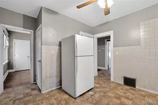 9450 Baltimore Ave, Saint Louis, MO 63114 - Photo 23