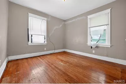 9450 Baltimore Avenue, Saint Louis, MO 63114 - Photo 9