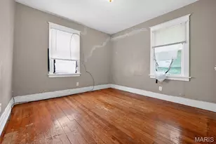 9450 Baltimore Ave, Saint Louis, MO 63114 - Photo 9