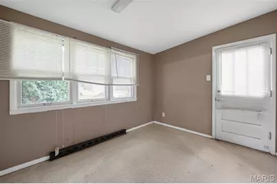 9450 Baltimore Avenue, Saint Louis, MO 63114 - Photo 11