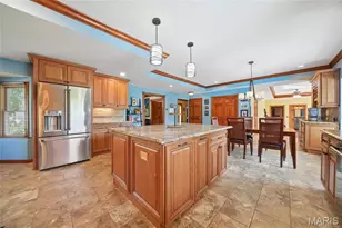 6065 Kerth Rd, Unincorporated, MO 63128 - Photo 13