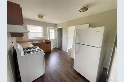 1149 June Avenue, Saint Louis, MO 63138 - Photo 7