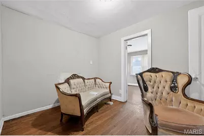 615 Derinda Avenue, Saint Louis, MO 63135 - Photo 5
