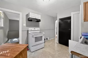 615 Derinda Ave, Saint Louis, MO 63135 - Photo 11