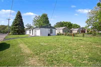 8301 Elmore Avenue, University City, MO 63132 - Photo 17