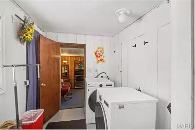 8301 Elmore Avenue, University City, MO 63132 - Photo 13