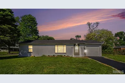 8301 Elmore Avenue, University City, MO 63132 - Photo 1