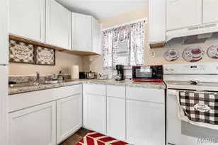 8301 Elmore Ave, University City, MO 63132 - Photo 7