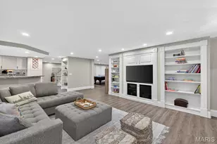 1012 Greystone Manor Pkwy, Chesterfield, MO 63005 - Photo 41