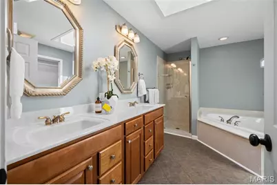 12123 Prestonpark Lane, Saint Louis, MO 63146 - Photo 17