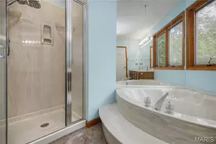 2087 Woodmoor Ridge Dr, Saint Louis, MO 63011 - Photo 25