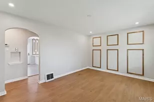 5248 Potomac St, Saint Louis, MO 63139 - Photo 3