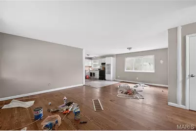 1055 Jackson Lane, Saint Louis, MO 63031 - Photo 9