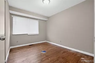 1055 Jackson Ln, Saint Louis, MO 63031 - Photo 11